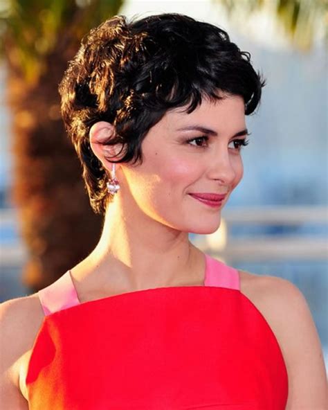 A pixie haircut can be adapted to any face shape, skin tone, or personality. Short Pixie Haircuts 2021 - Hair Colors