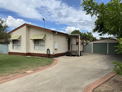 26 Sandalwood Street Blackwater Qld 4717 Domain