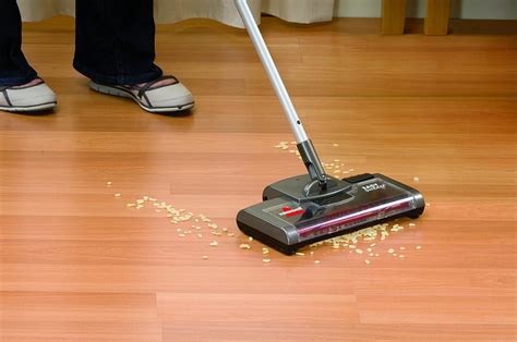 Bissell Easy Sweep Cordless Rechargeable Sweeper 15d1a New Free