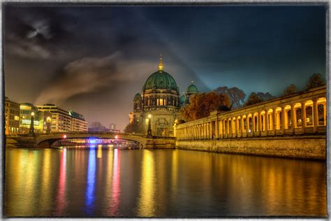 Der Berliner Dom am Abend Foto & Bild | berlin, deutschland, world ...