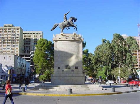 Monumento A José De San Martín Neuquén Capital Tripin Argentina
