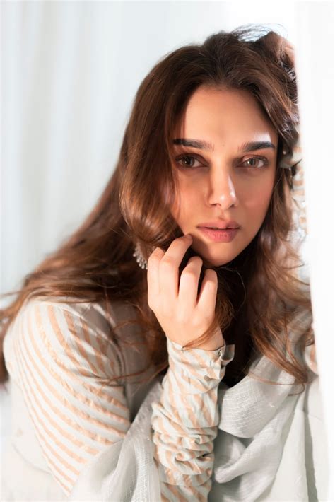 Aditi Rao Hydari 4kenhanced Raditiraohydari