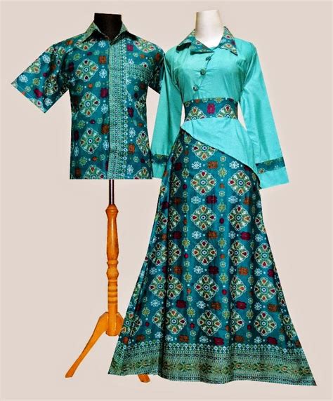 Model baju batik kombinasi polos memang sangat cocok dipakai untuk segala rutinitas entah itu digunakan sebagai. 27 Model Baju Sasirangan untuk Kerja Wanita Modern 2019 - Model Baju Muslim Terbaru 2019