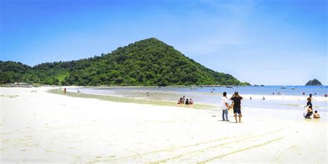 Jam operasional pantai karang bolong kebumen dibuka setiap hari senin hingga minggu mulai pukul 09.00 sampai dengan pukul 17.00. 9 Pantai di Lombok Paling Menggoda Yang Harus Kamu Kunjungi