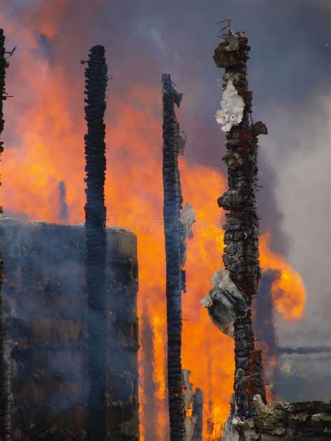 Burning Building Stock Photo Image Of Flame Destroy 9303100