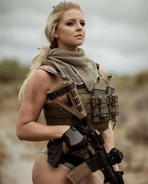 Most Beautiful Military Girl Beautiful Army Woman Military Girl Military Women Army Girl