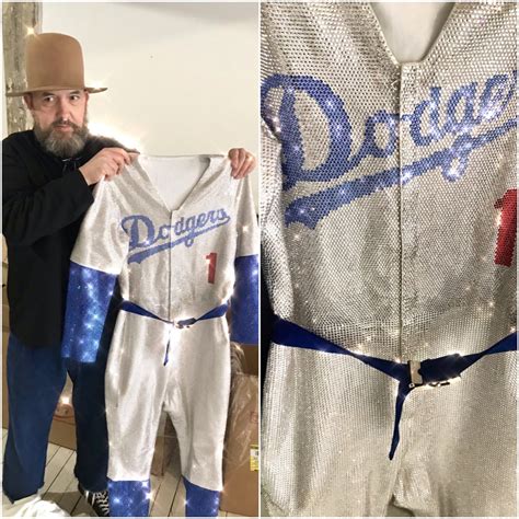 Here's why elton john makes for one of the easiest and most instantly recognizable halloween costumes. PROJECT RUNWAY.....Behind The Scenes of "Rocketman" Elton ...