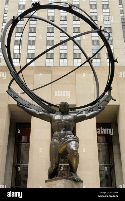 Sculpture Atlas Par Lee Lawrie Rockefeller Center New York Usa Photo