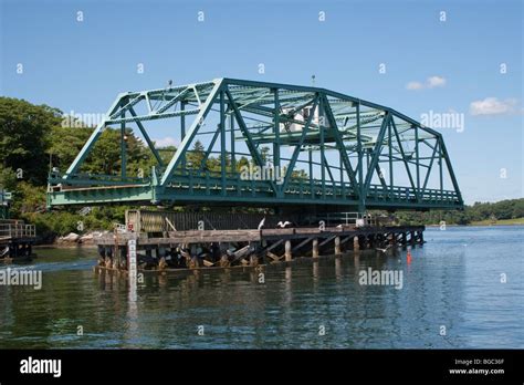 The Southport Swing Bridge In The Townsend Gut Boothbay Maine Stock