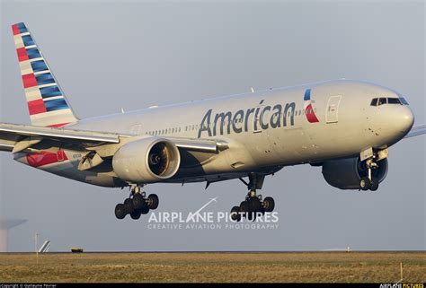 N797an American Airlines Boeing 777 200er At Paris Charles De