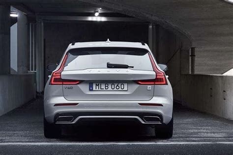 Volvo v60 hybrid 2020 contemplating the l is special order only, and the ls would not add much for a substantial worth bump, we predict it's price skipping straight to the lt mannequin. 2020 Volvo V60 Hybrid: Review, Trims, Specs, Price, New ...