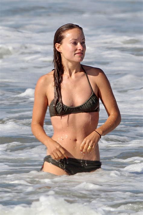 HOLLYWOOD SEXY ACTRESS CUTE Olivia Wilde ENJOYING IN SEA TO SHOW HER SEXY PERFECT BODY FOR