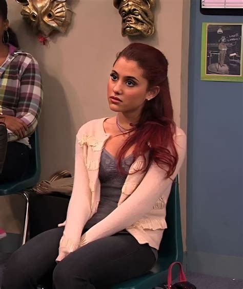 Ariana Grande ★ ₓₒ Cat Valentine Outfits Cat Valentine 2010 Outfits