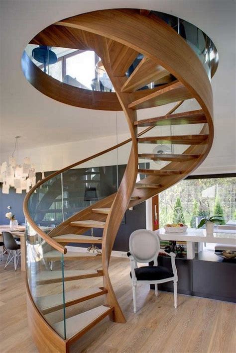 Las hay rectas, en l, de caracol… diseñadas para aprovechar al máximo el espacio disponible. Inspiración: Escaleras de caracol  Inspiration: Spiral ...