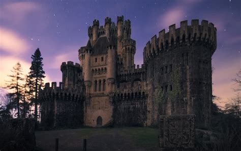 El Castillo De Butrón La Mayor Fantasía Romántica Del País Vasco