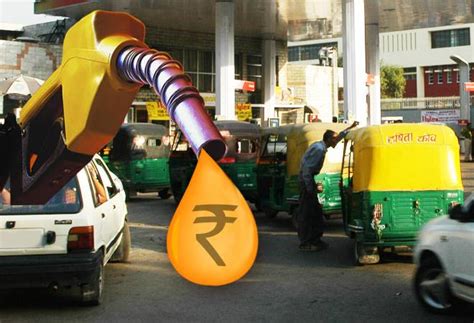 Know fuel rates in delhi, mumbai, kolkata and chennai the prices of diesel and petrol were increased on sunday. Petrol prices increase once again, diesel at record new high