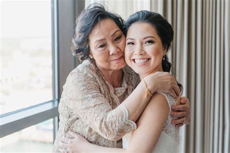 Mother Daughter Wedding Pictures Popsugar Love And Sex