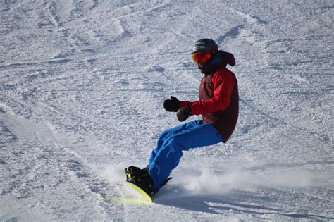 Snowboard Lesson In The Nevis Range And Glencoe Active Outdoor Pursuits