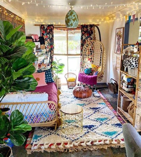 Delightful Boho Bedroom Via Thehecticeclectic 💕☘️🌈💜 Modern Bohemian