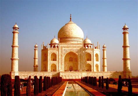 Taj Mahal A Great Symbol Of Love Travel Featured