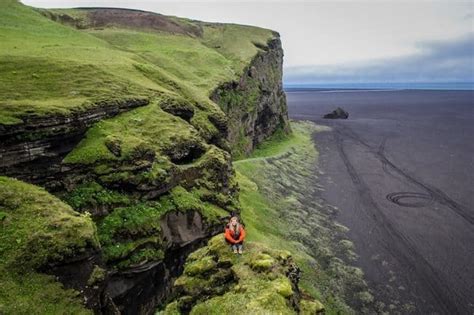 How Not To Blow All Your Money Traveling In Iceland Young Adventuress