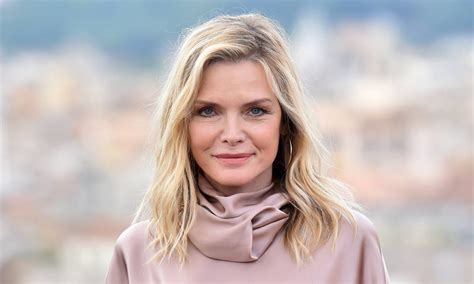 Biography Of Michelle Pfeiffer And Net Worth Infoguide South Africa