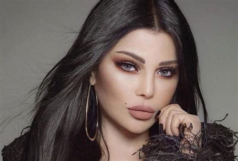 الفنانة الإنسانة #هيفاء_وهبي فخر لكل لبناني وعربي. هيفاء وهبي تعايد الجمهور بإطلالة وردية جريئة