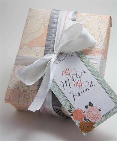 Best mothers day gift ideas in 2021 curated by gift experts. Mother's Day Gift Set - May Arts Wholesale Ribbon Company