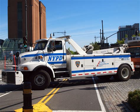 Nypd Tow Truck Hudson River Pier 76 New York City Flickr