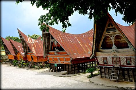 Mengenal Sejarah Rumah Adat Batak Toba Yaitu Gorga Sumut Indozoneid Images And Photos Finder