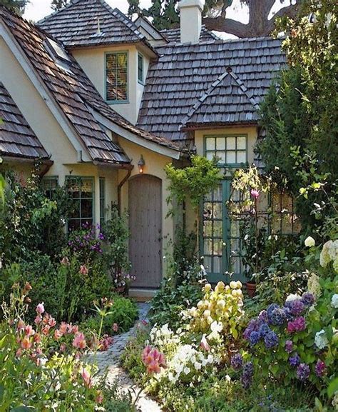 19 Beatuy English Cottage Gardening Ideas Inspiration Cottage Garden