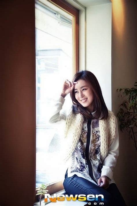 Moon Jung Hee Ive Heard Many Things Hancinema The Korean Movie