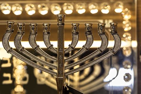 Hanukkah 2021 When Does The Jewish Holiday Start And How To Celebrate