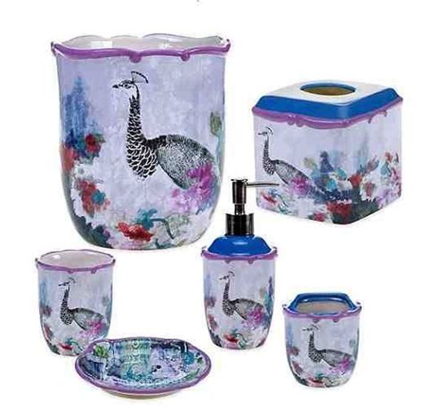 Peacock bathroom accessories mostly include peacock blue bathroom accessories although you can also see peacock green and matching colored accessories, all that matches the royal peacock theme for bathroom decorations. 89 best Peacock bath room images on Pinterest | Peacocks ...