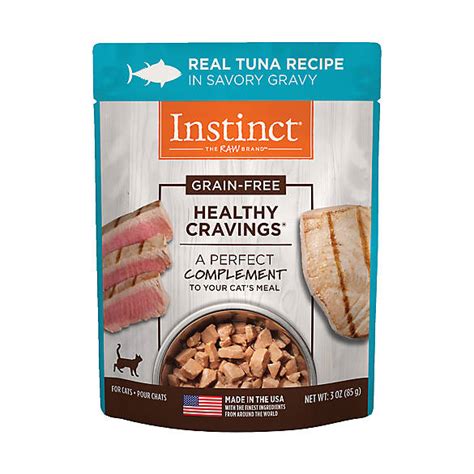 This hypoallergenic food combines green peas and salmon for a healthy, protein rich alternative to traditional cat food. Nature's Variety® Instinct® Healthy Cravings Cat Food ...