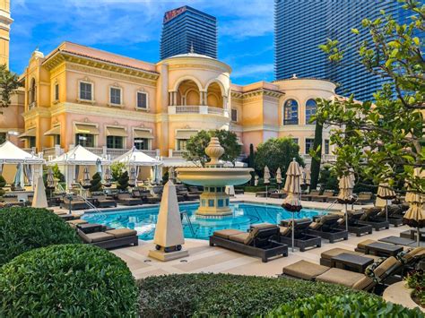 Bellagio Las Vegas Pool Review Everything You Need To Know About The Bellagio Pool