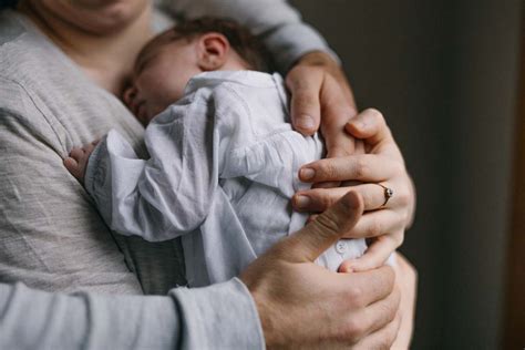 Exactly what is Attachment Parenting? - The Natural Parent Magazine