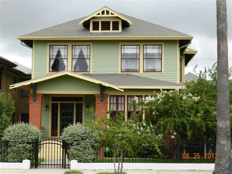 Bowers Foursqure Galveston Texas Historic House Colors Craftsman