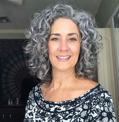 Image By Heyma Subramaniam On Hairstyle Inspo In 2020 Grey Curly Hair Grey Hair Inspiration