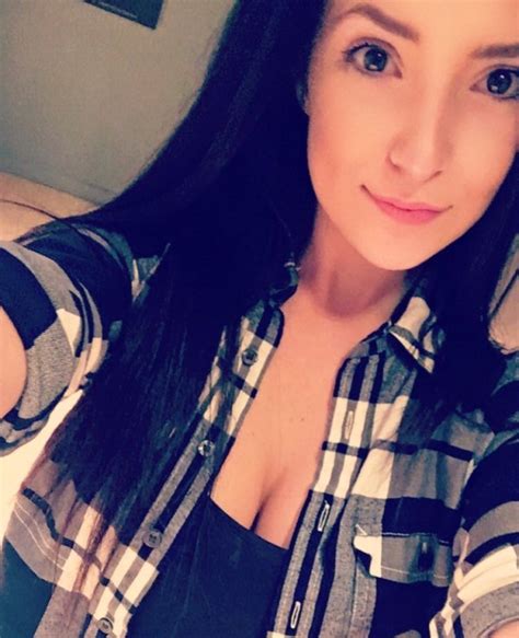 Sexy Girls In Flannels Barnorama