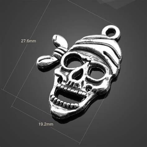 10pcs High Quality Antique Silver Skull Head Charm Pendant For Necklace