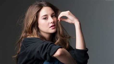 Hazel Grace Lancaster Wallpapers Wallpaper Cave