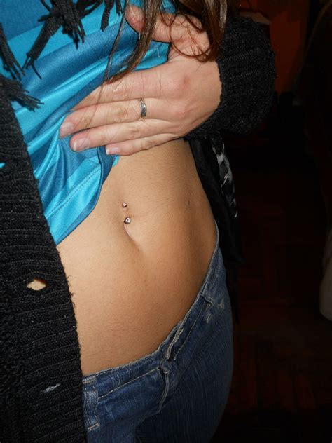 Miley Cyrus Naval Piercing Click On Pic To See A Full Screen Pic