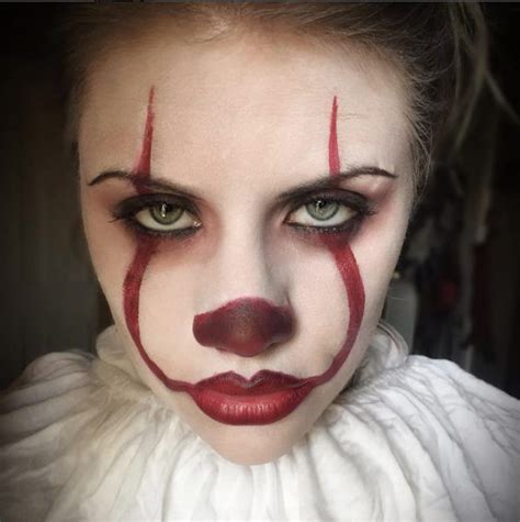 Pennywise Face Paint Easy Pennywise Leary Possessed Clowns Emmett Waldo Harvey