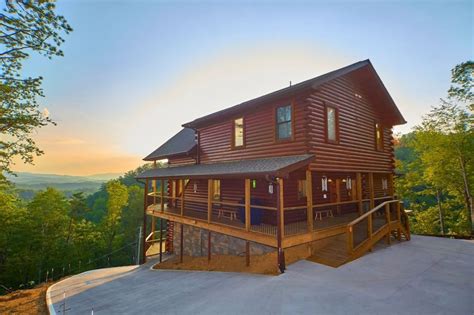5 Spacious Gatlinburg Cabin Rentals In The Smoky Mountains