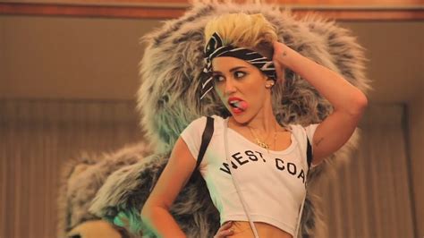 Miley Cyrus We Can T Stop Behind The Scenes YouTube