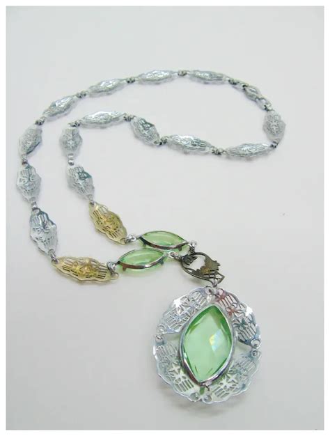 Vintage Edwardian Art Deco Uranium Glass Necklace Ruby Lane
