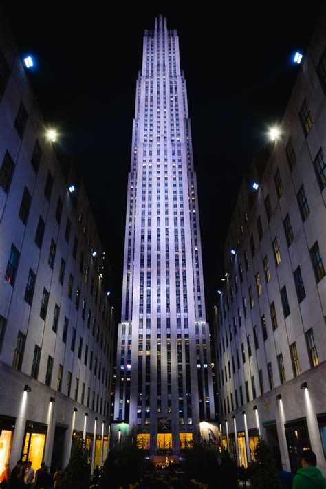 30 (thirty) is the natural number following 29 and preceding 31. 30 Rockefeller Plaza - Wikiwand