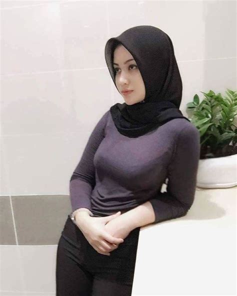 casual hijab outfit hijab chic beautiful muslim women beautiful hijab hijab jeans moslem