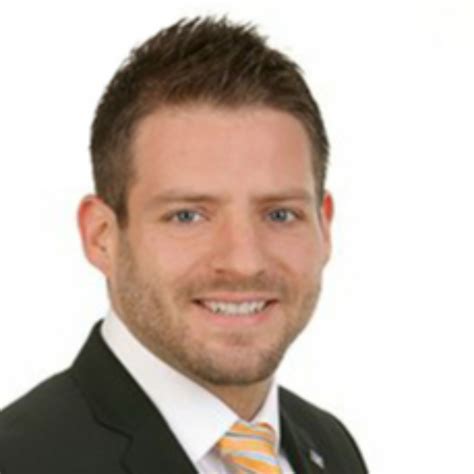 Die raiffeisenbank in hersbruck ist ihre persönliche bank vor ort persönlich freundlich kompetent. Florian Ellböck - Marktbereichsleiter - VR-Bank Rottal-Inn ...